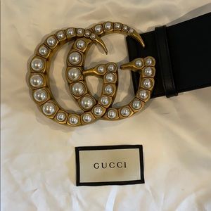 Gucci pearl belt